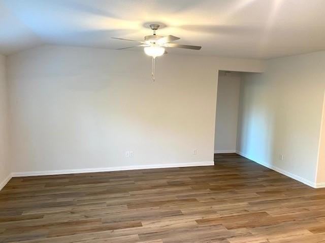 1902 Canyon Ln - Photo 7 of 25