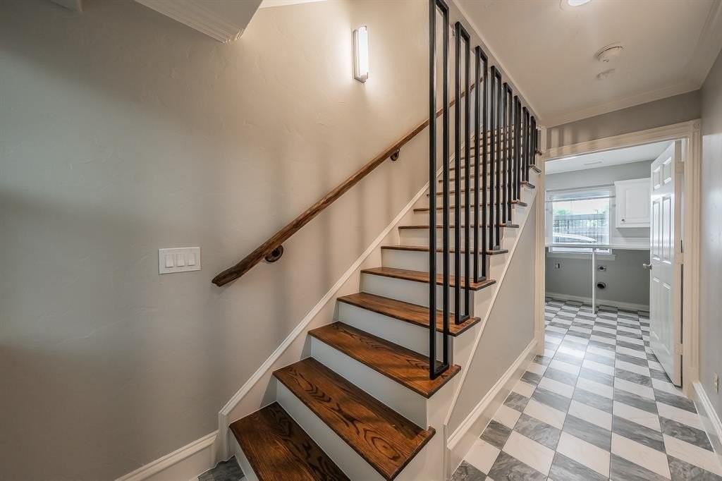 4110 Mckinney Ave - Photo 2 of 28