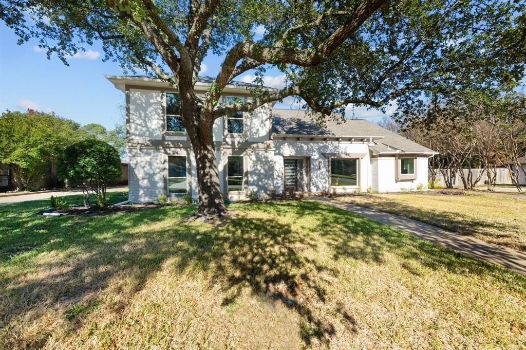 207 Fresh Meadow Dr - Photo 2 of 27