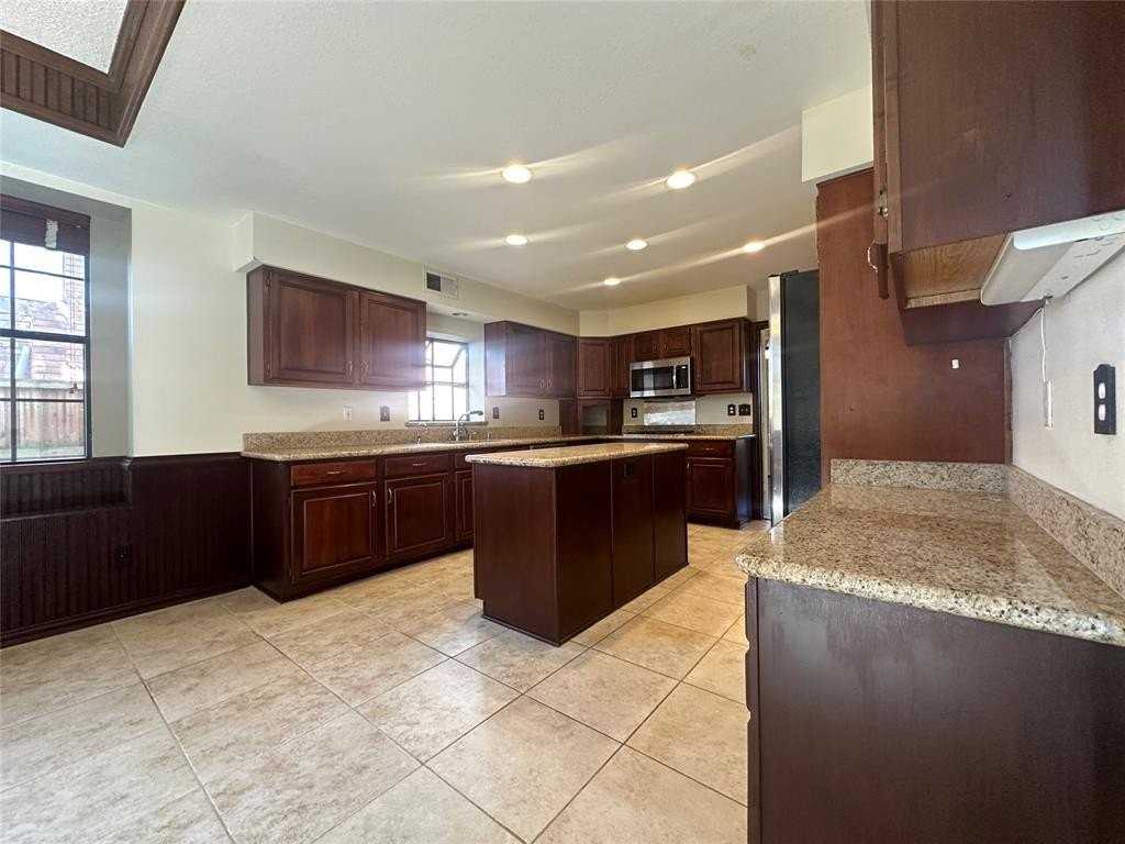 4342 Timberglen Rd - Photo 3 of 27