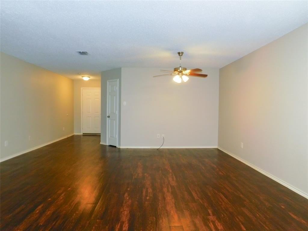 5901 Thoroughbred Trl - Photo 5 of 26