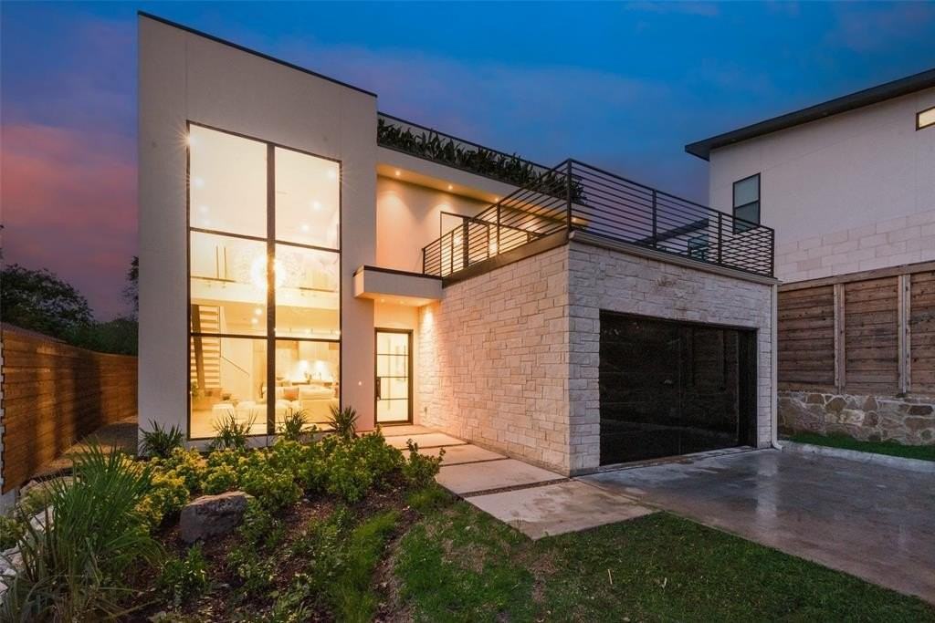 1622 Sylvan Ave - Photo 2 of 21