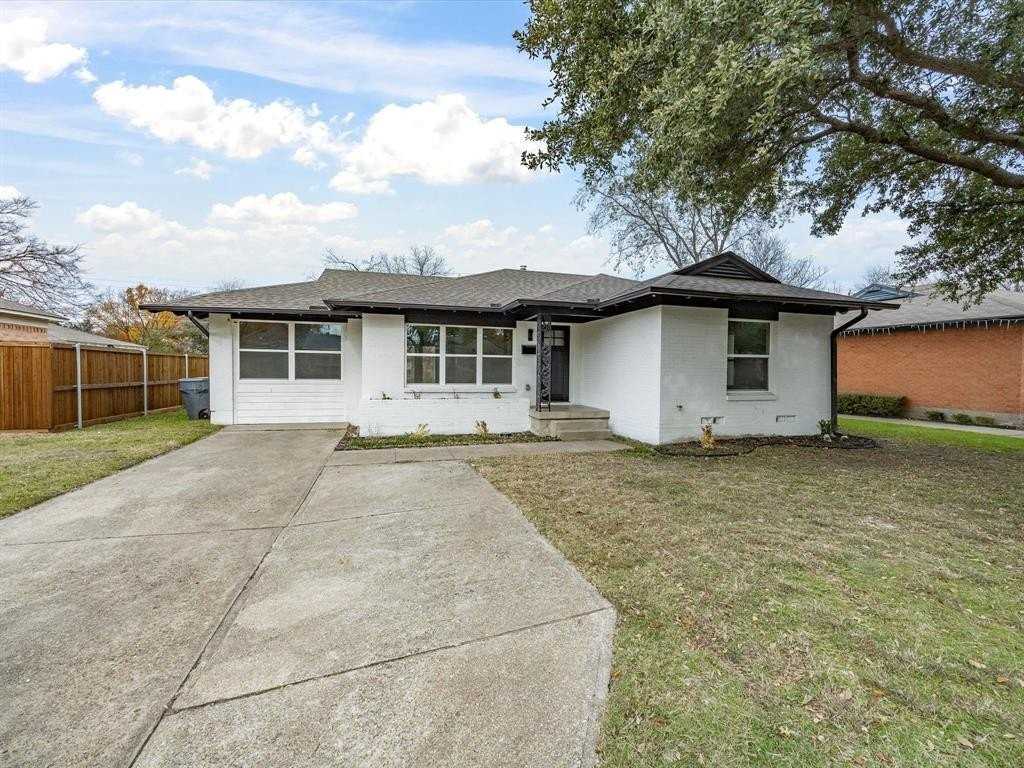 10209 Casa View Dr - Photo 3 of 38