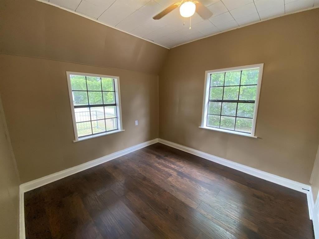 625 York St #B - Photo 5 of 15