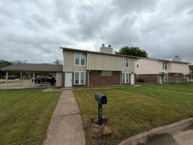 538 Norwood Cir E - Photo 1 of 1