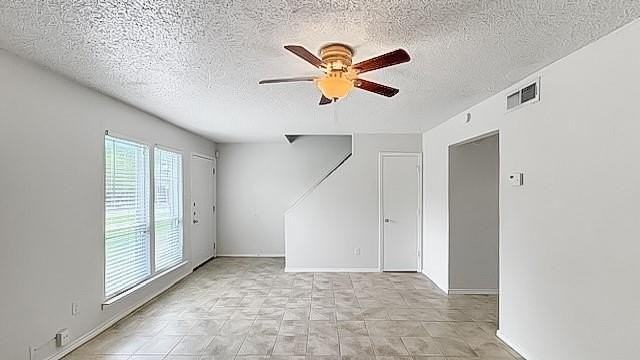 538 Norwood Cir E - Photo 6 of 18