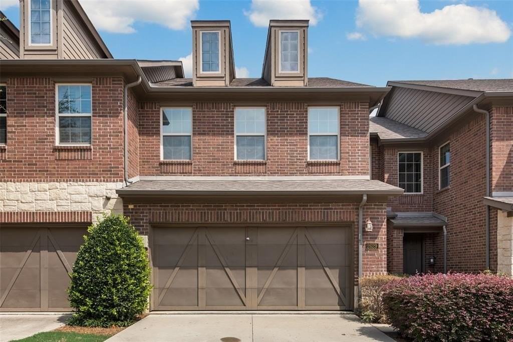 2629 Chambers Dr - Photo 2 of 24