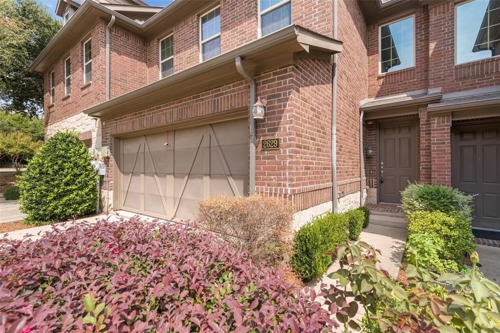 2629 Chambers Dr - Photo 3 of 24