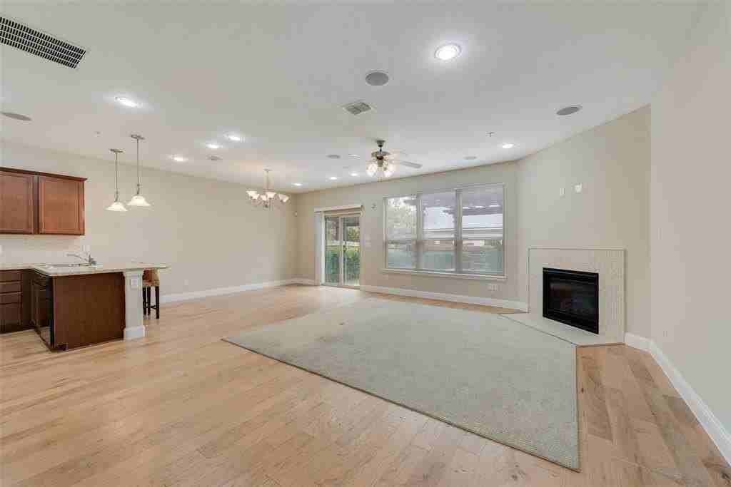 2629 Chambers Dr - Photo 7 of 24