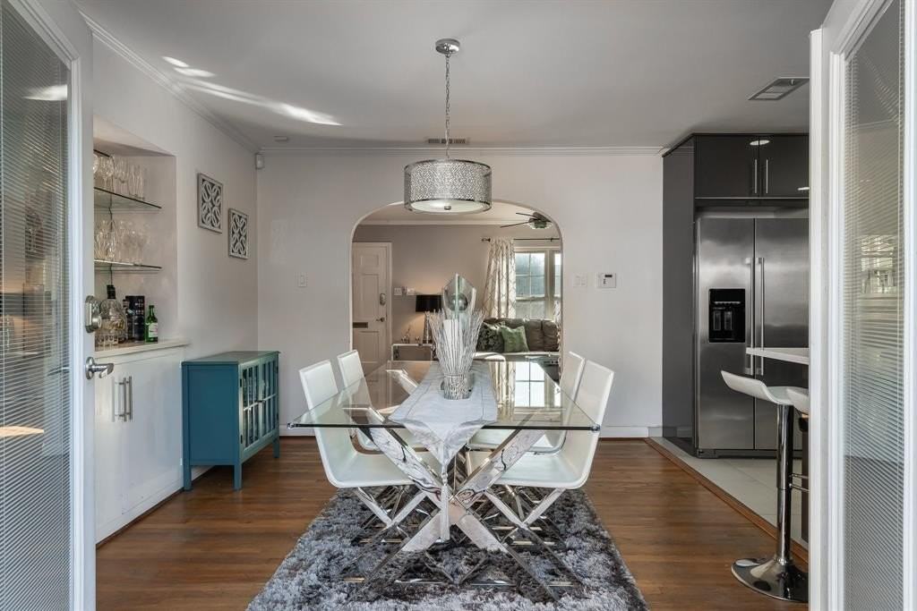 6455 Sondra Dr - Photo 6 of 20