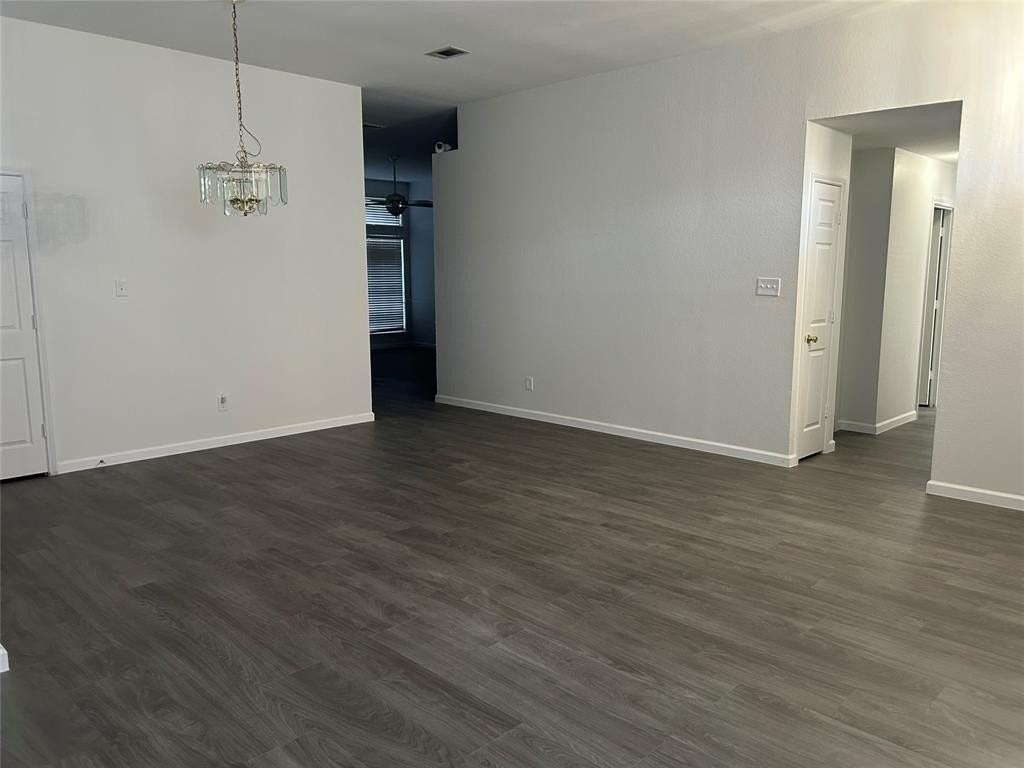 1733 Sheffield Dr - Photo 2 of 20