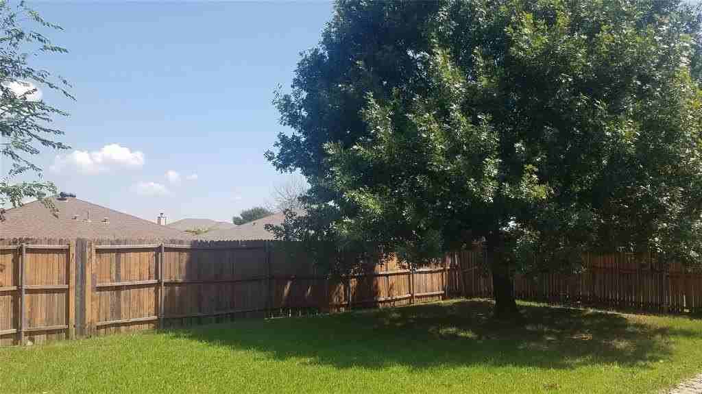 2620 Caprock Rd - Photo 3 of 19