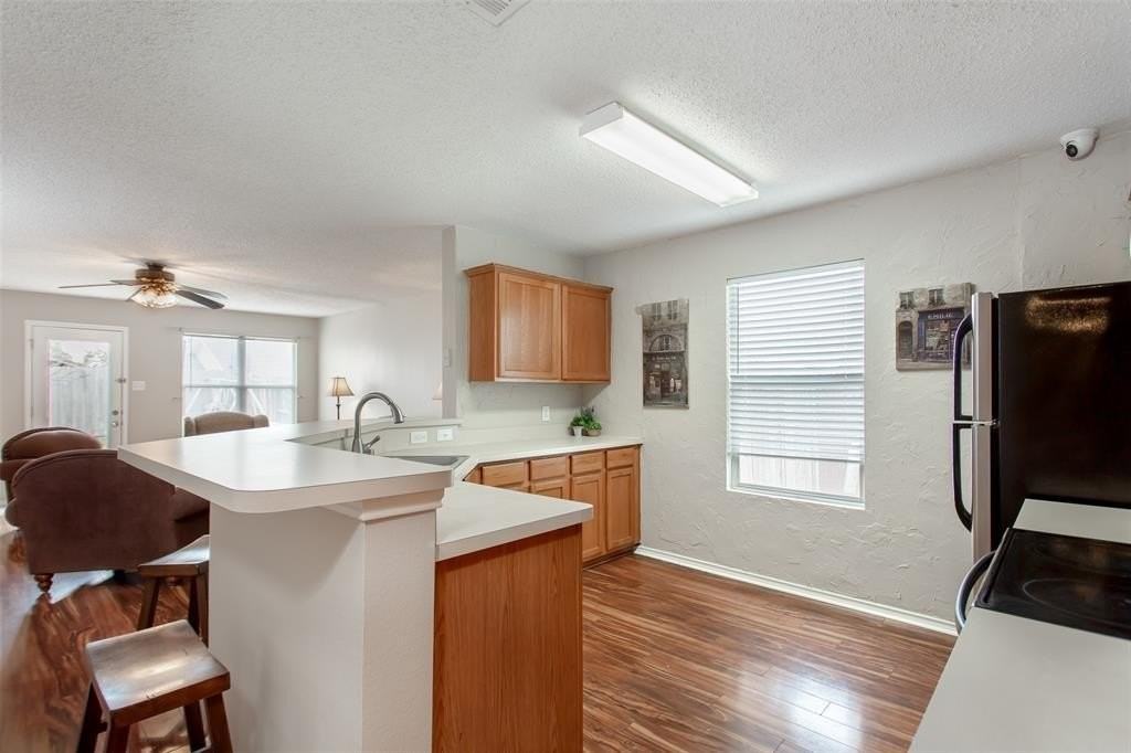 9913 Thomas Jefferson Dr - Photo 6 of 20