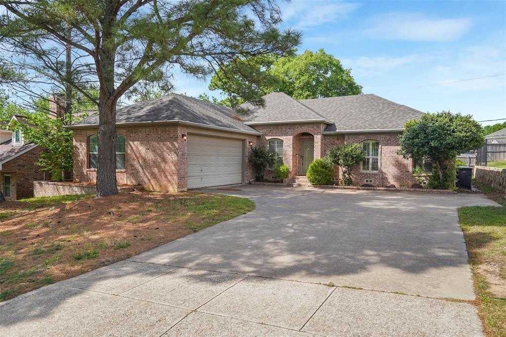 4919 Saddleback Rd - Photo 2 of 24