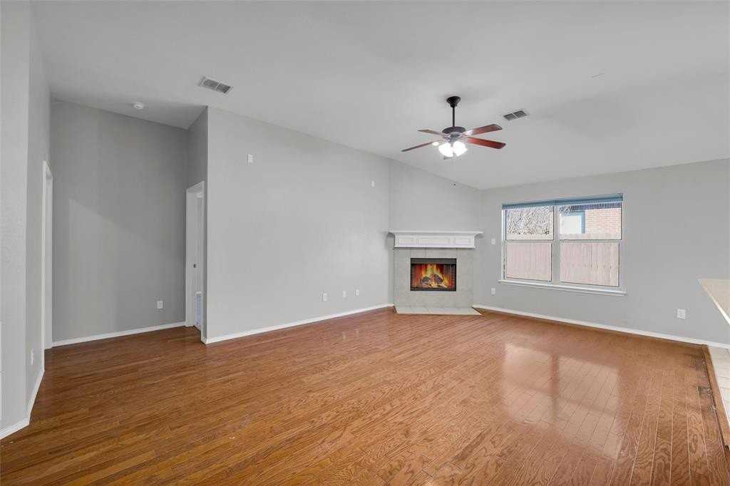 440 Lead Creek Dr - Photo 5 of 26