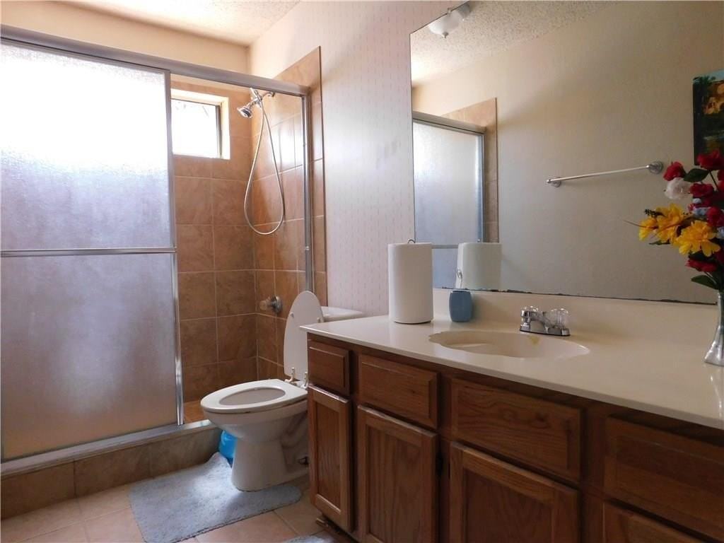 781 Pierre Ln - Photo 6 of 17