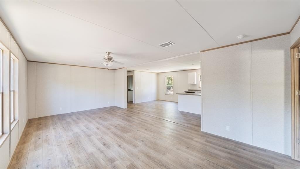 207 Woody Dr - Photo 3 of 24