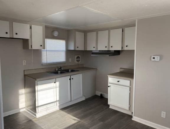 106 Exeter Dr #27 - Photo 2 of 7