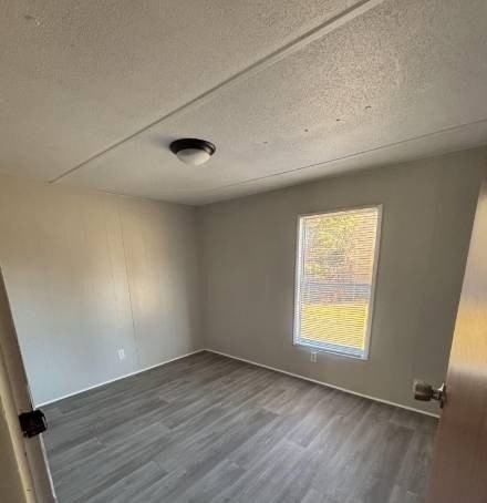 106 Exeter Dr #27 - Photo 4 of 7