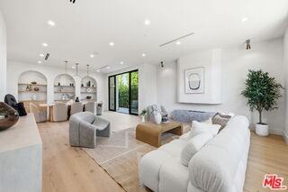 16643 Addison St - Photo 5 of 8