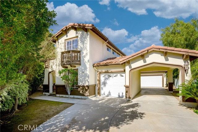 7370 Chantilly Ln - Photo 2 of 8