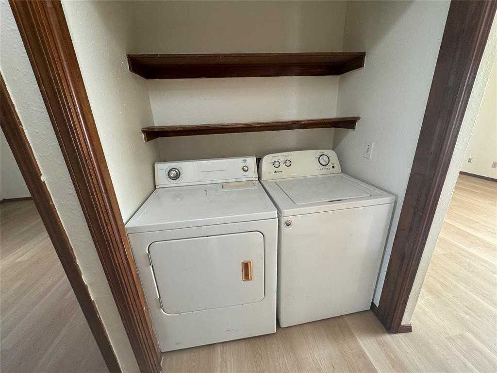 1338 Washington Ave - Photo 5 of 6