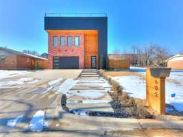 featured image of 605 N Idaho St