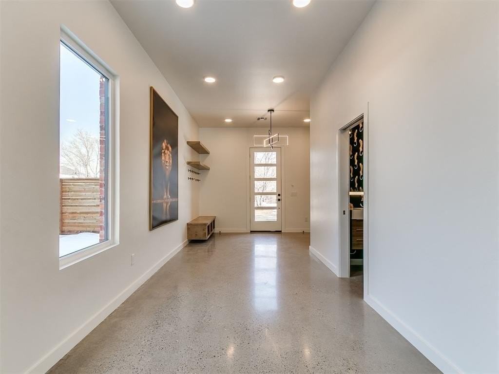 605 N Idaho St - Photo 3 of 50