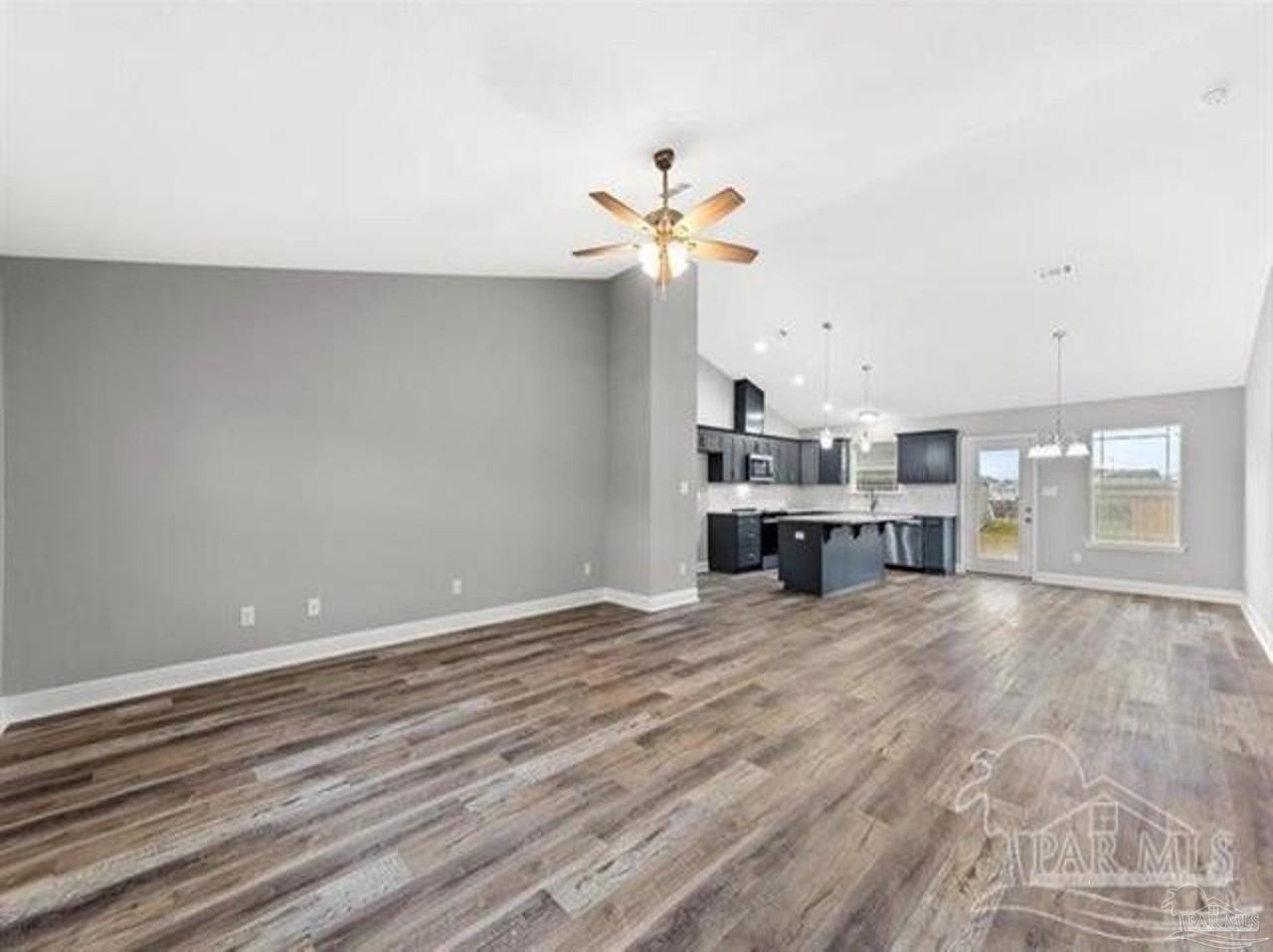 1454 Windy Ln - Photo 2 of 6