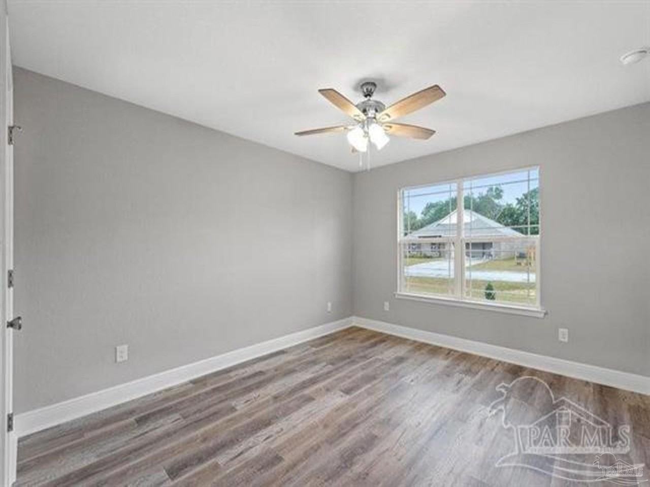 1454 Windy Ln - Photo 5 of 6