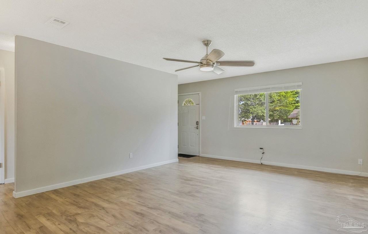 2325 Merle Cir - Photo 3 of 50