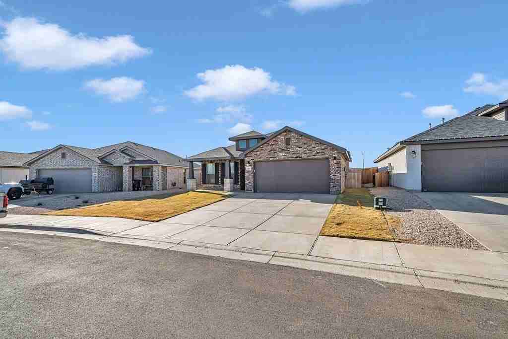 5811 Briscoe Rd - Photo 5 of 41