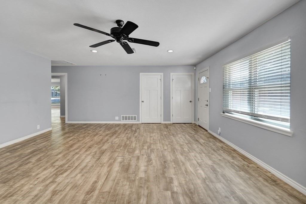 3204 Shell Ave - Photo 3 of 31