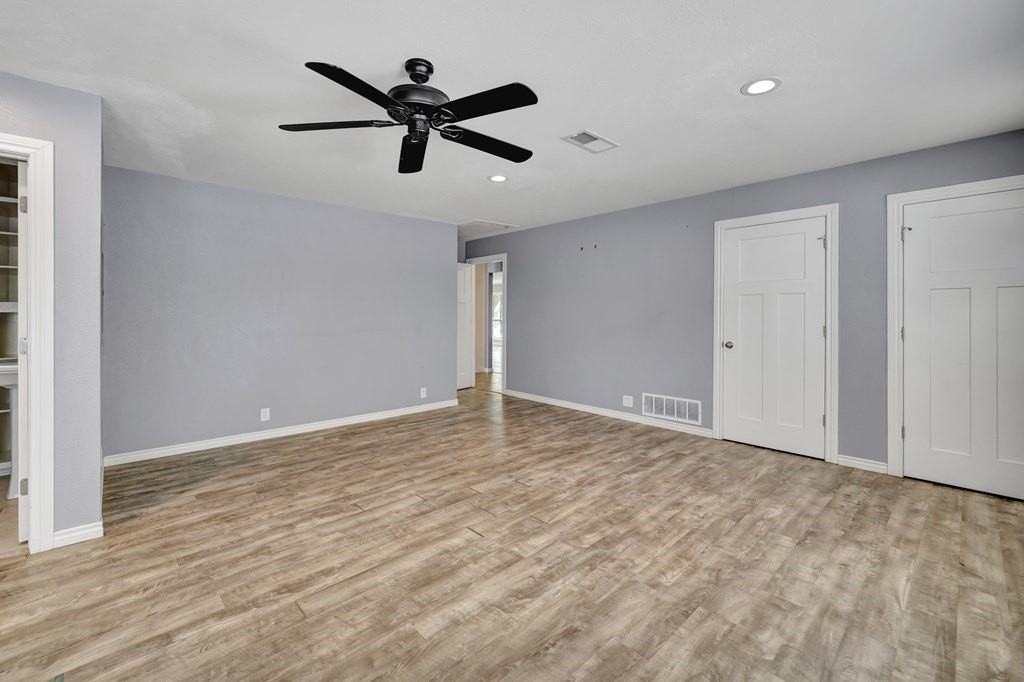 3204 Shell Ave - Photo 4 of 31