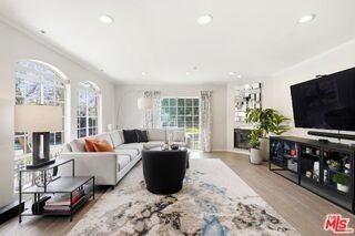 1842 Greenfield Ave #102 - Photo 4 of 8