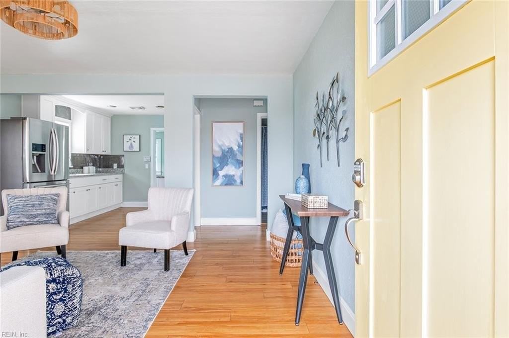 7927 Harold St - Photo 3 of 21