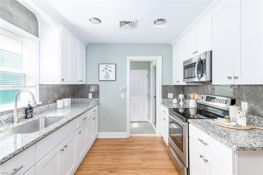 7927 Harold St - Photo 6 of 21