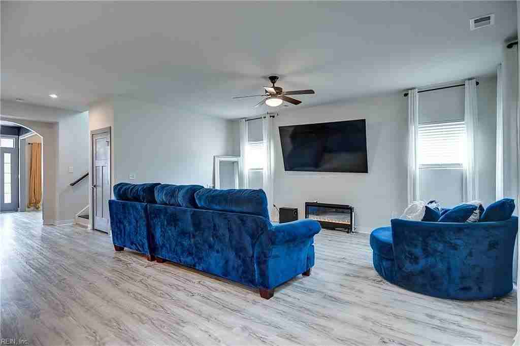 612 Horse Camp Ln - Photo 7 of 42