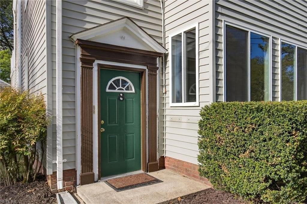 8 Dahlgren Ave - Photo 3 of 26