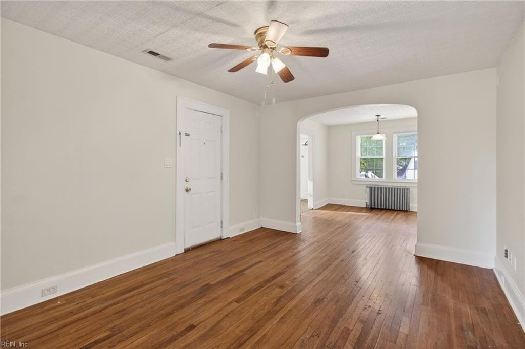 8 Dahlgren Ave - Photo 6 of 26