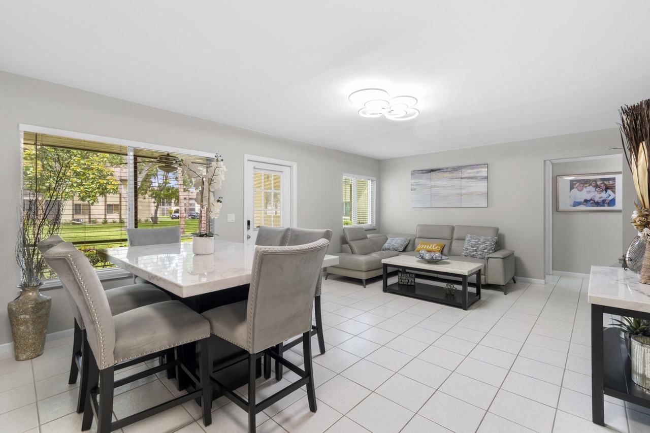 113 Lake Pine Cir #C1 - Photo 2 of 17