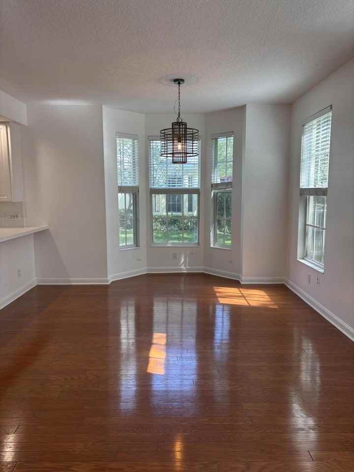 140 Day Lily Dr - Photo 3 of 30