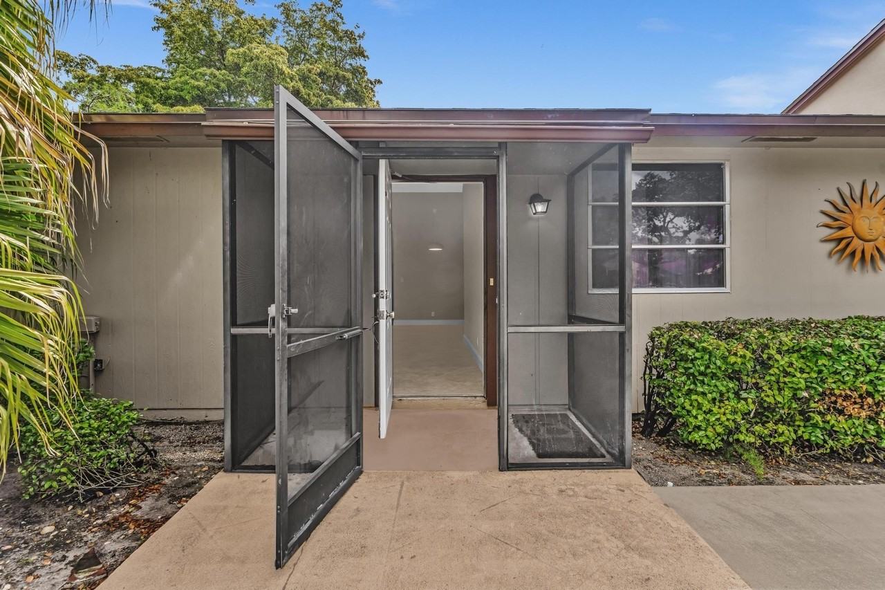 11609 Orange Blossom Ln - Photo 3 of 38