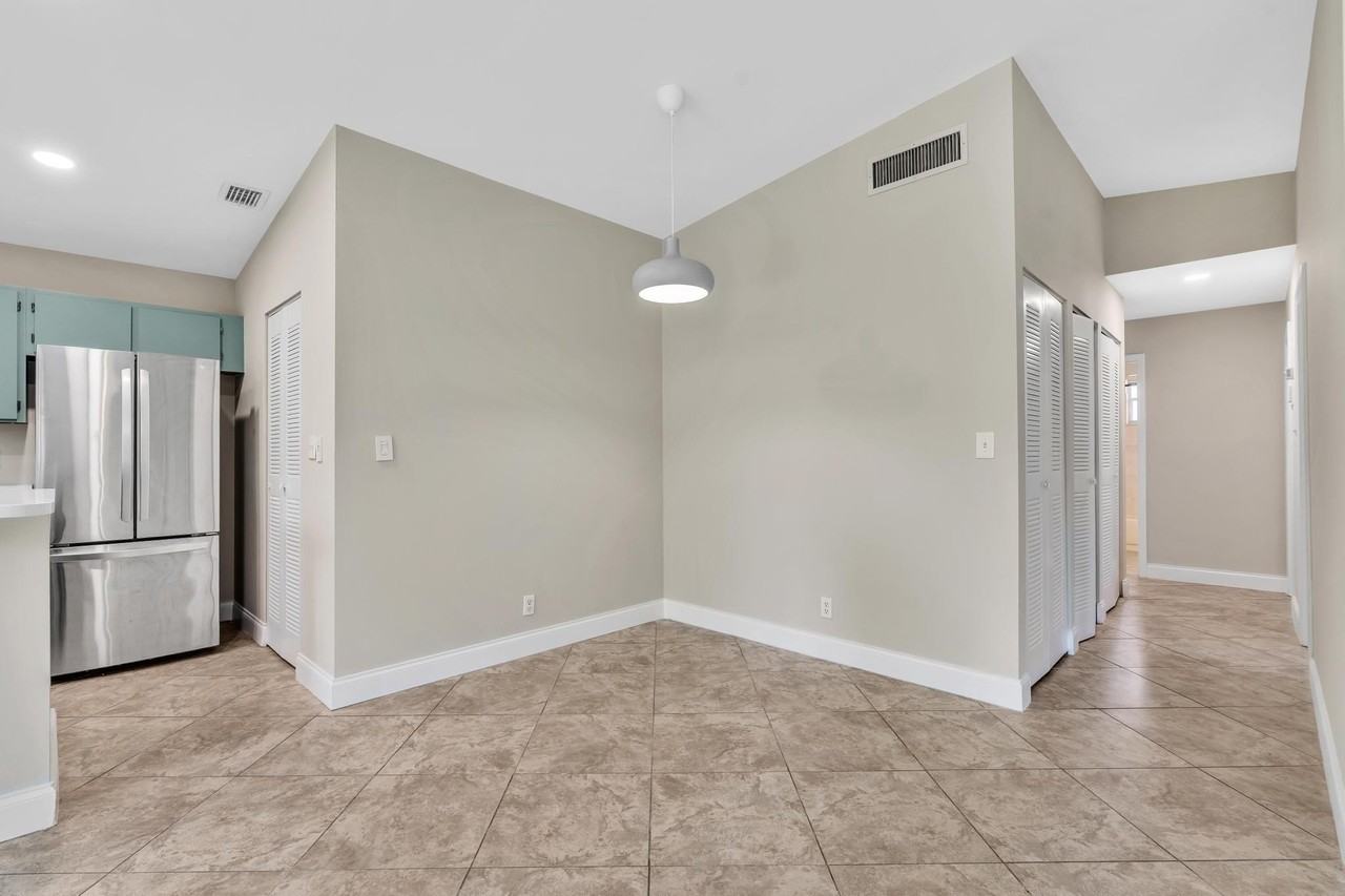 11609 Orange Blossom Ln - Photo 5 of 38