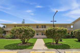 142 Norwich F - Photo 1 of 1