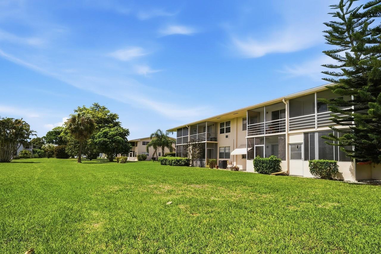 142 Norwich F - Photo 4 of 21