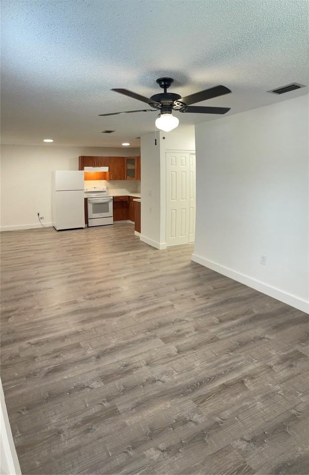 6228 Nw 4th Ave Unit Rear - Photo 5 of 32