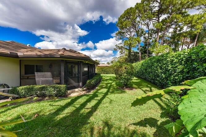 493 Forestview Dr - Photo 4 of 28