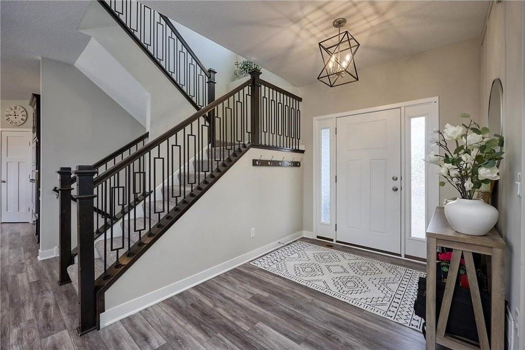 429 Mario Dr - Photo 2 of 27