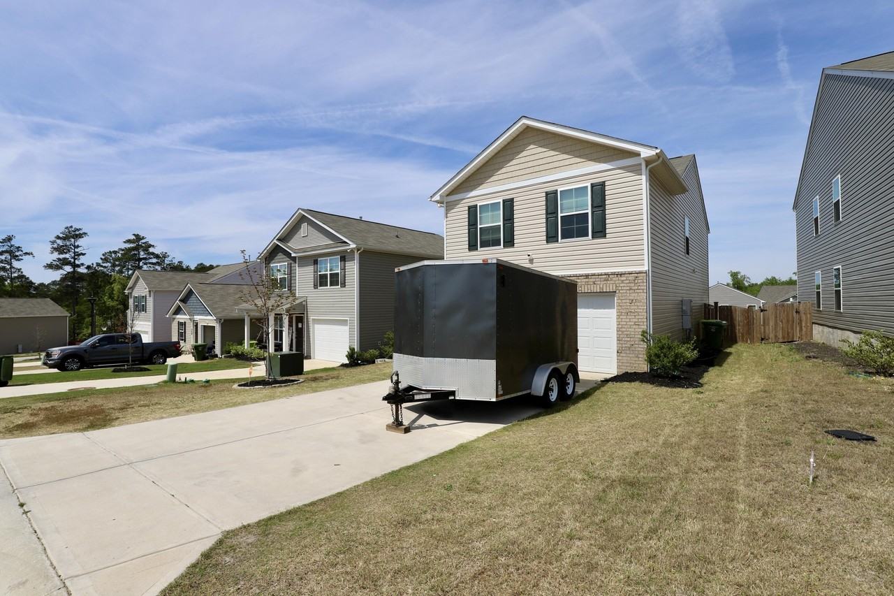 352 Sandbach Rd - Photo 3 of 50